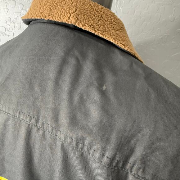 NFL Seattle Seahawks Jacket W/ Fur Inside, Gray - Picture 4 of 8